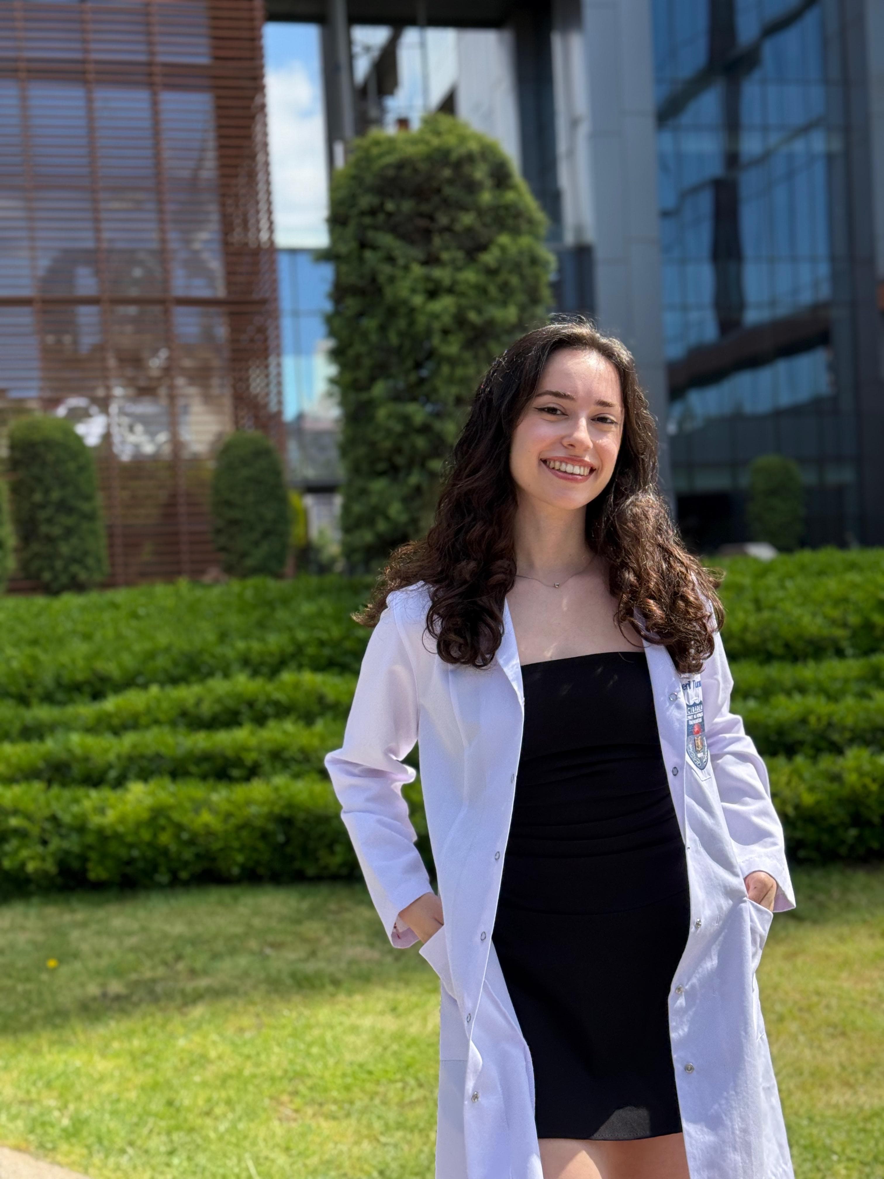 Diyetisyen Aylin Odabaşı